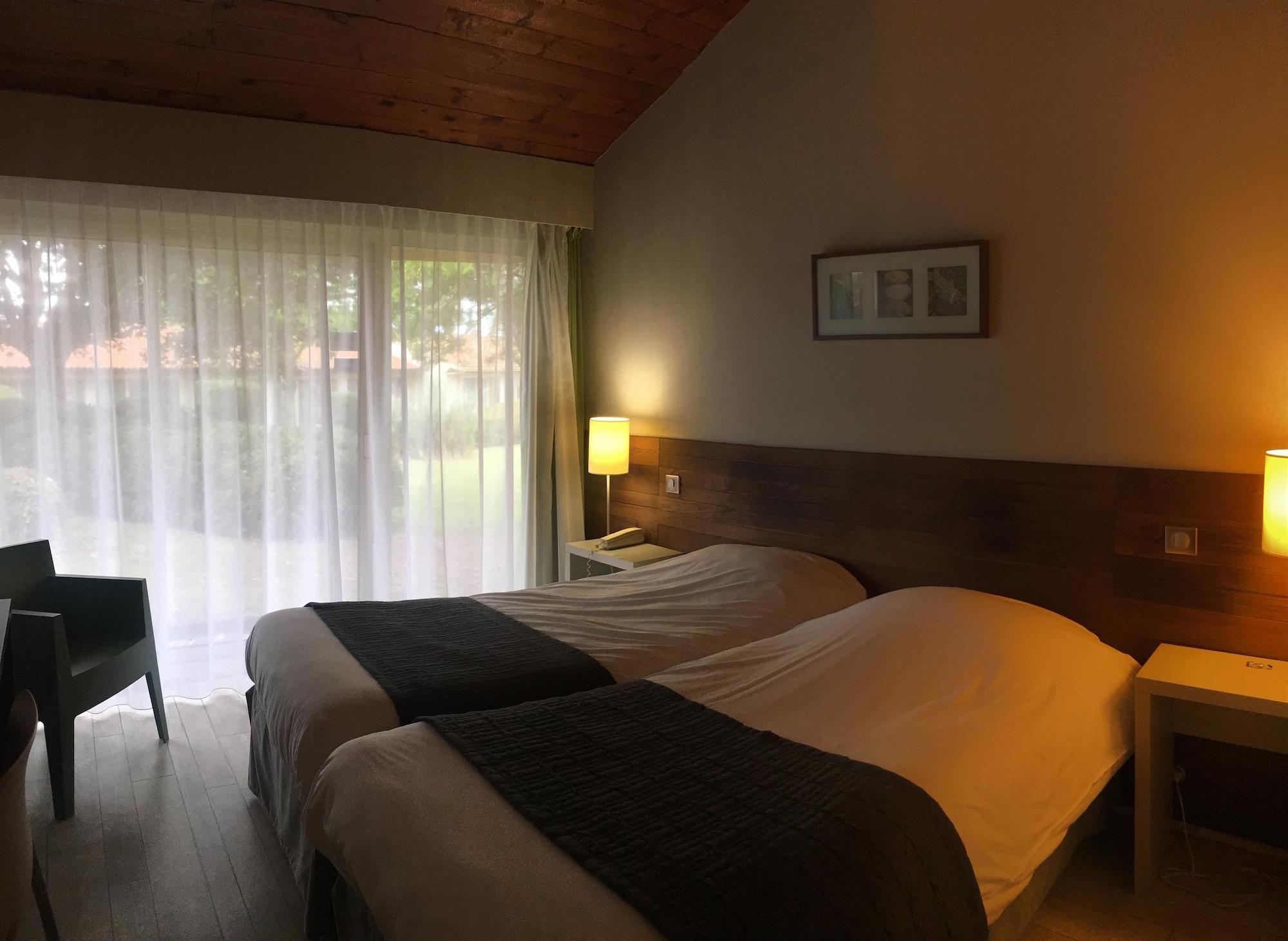 Kyriad Angouleme Nord Champniers- Hotel & Residence Dış mekan fotoğraf