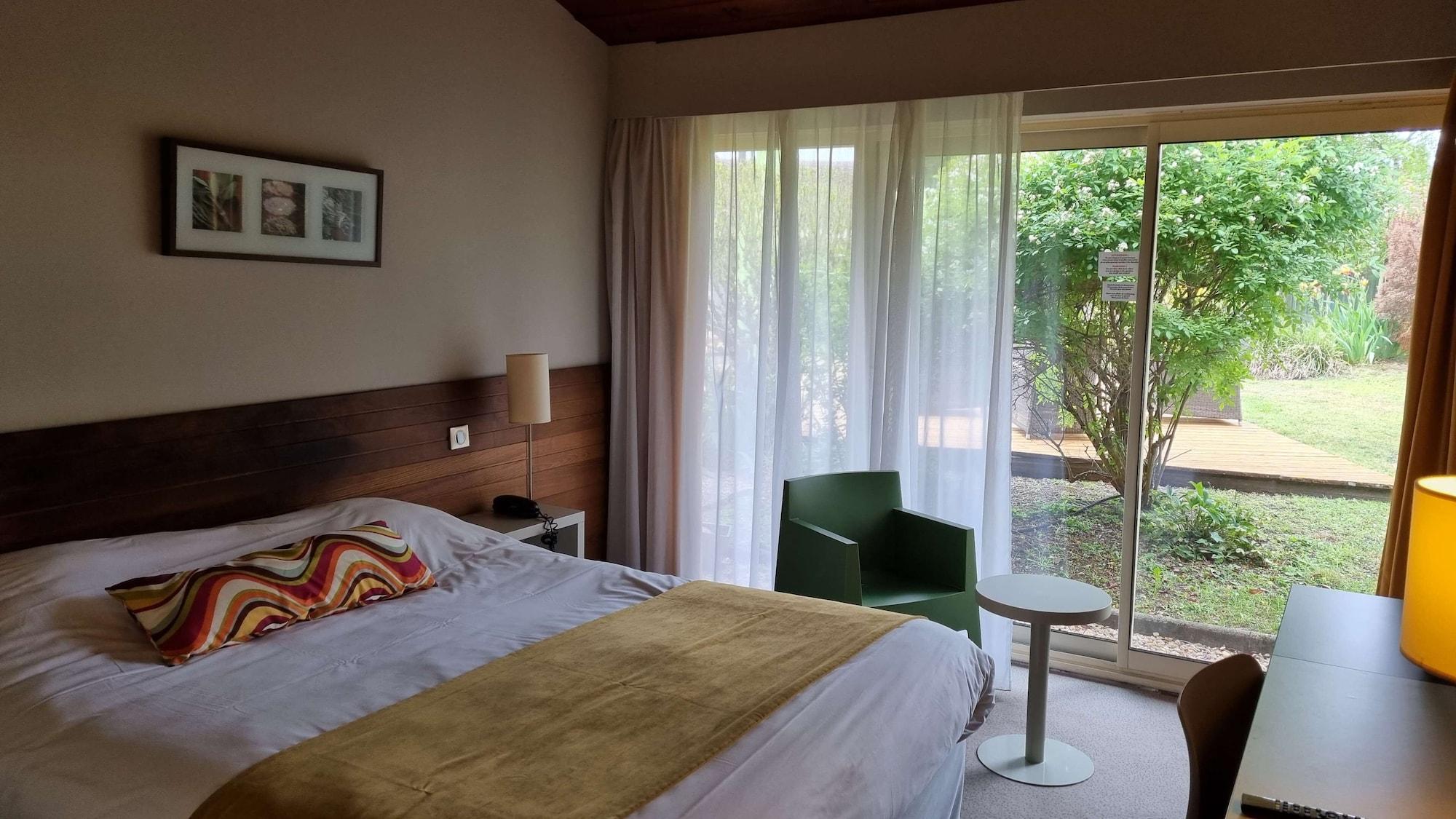 Kyriad Angouleme Nord Champniers- Hotel & Residence Dış mekan fotoğraf