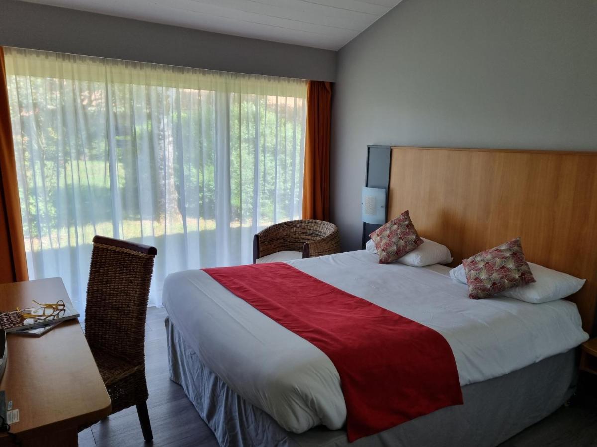Kyriad Angouleme Nord Champniers- Hotel & Residence Dış mekan fotoğraf